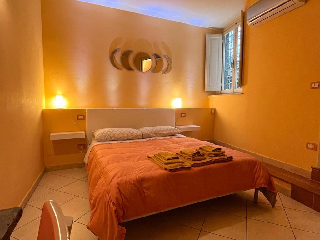 Piazza Napoleone Sweet Apartment لوكا المظهر الخارجي الصورة