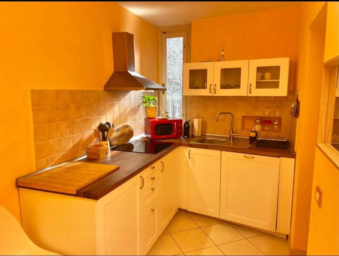 Piazza Napoleone Sweet Apartment لوكا المظهر الخارجي الصورة